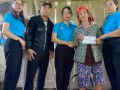 Đoàn viên Công đoàn trường Mầm non Thượng Bình đi thăm và tặng quà Chu Thị Lù, thôn Khuổi Én, xã Thượng Bình có hoàn cảnh khó khăn không nơi nương tựa